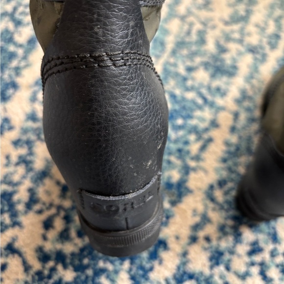 SOREL Lexie Youth Camo Camouflage Wedge Lace Up Boots Green 5 worn once - Picture 8 of 8